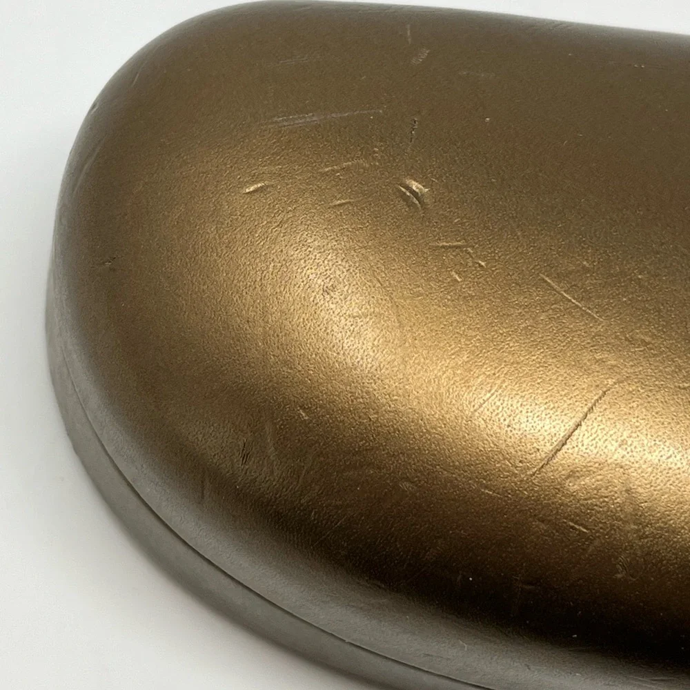 Gucci Guccissimo Clamshell Eyeglass/Sunglass Case in Metallic Gold